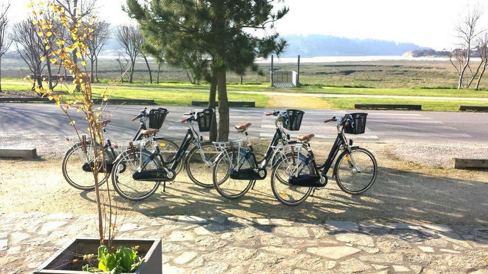 Hotel Sports & Spa - La Voile D'Or Sables-dʼOr-les-Pins Exterior foto